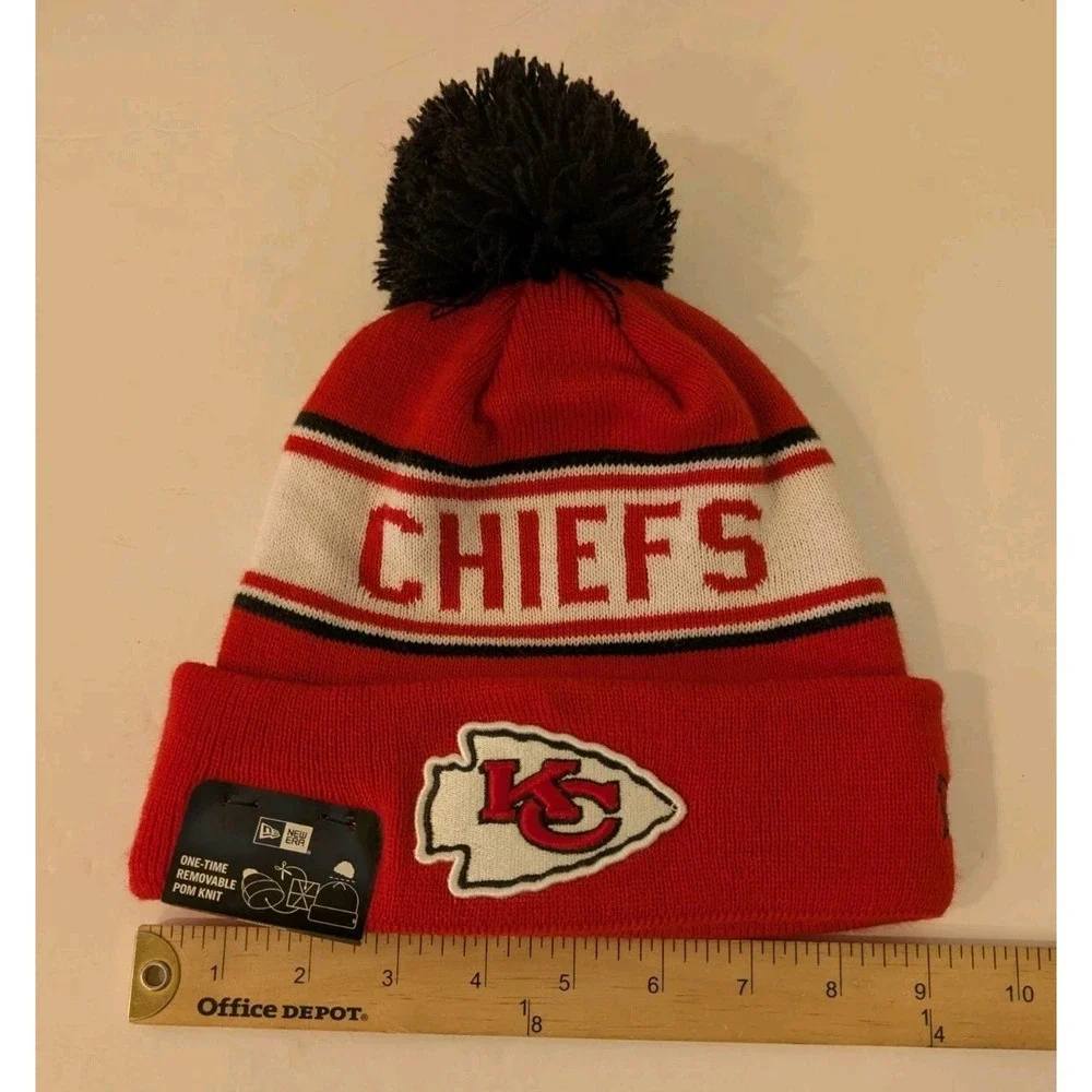 Kansas City Chiefs New Era On Field Beanie Pom Cuffed Knit Hat Cap Fleece Lined